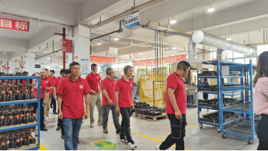 攜手并進，共繪未來——熱烈歡迎中山市江西商會企業家代表團蒞臨我司參觀交流
